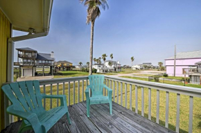 Less Than Half-Mi to Beach Cozy Home with Deck in Galveston
